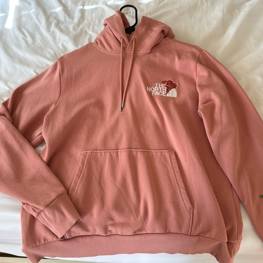 Women’s The North Face hoodie XL Himalayan bottle source floral